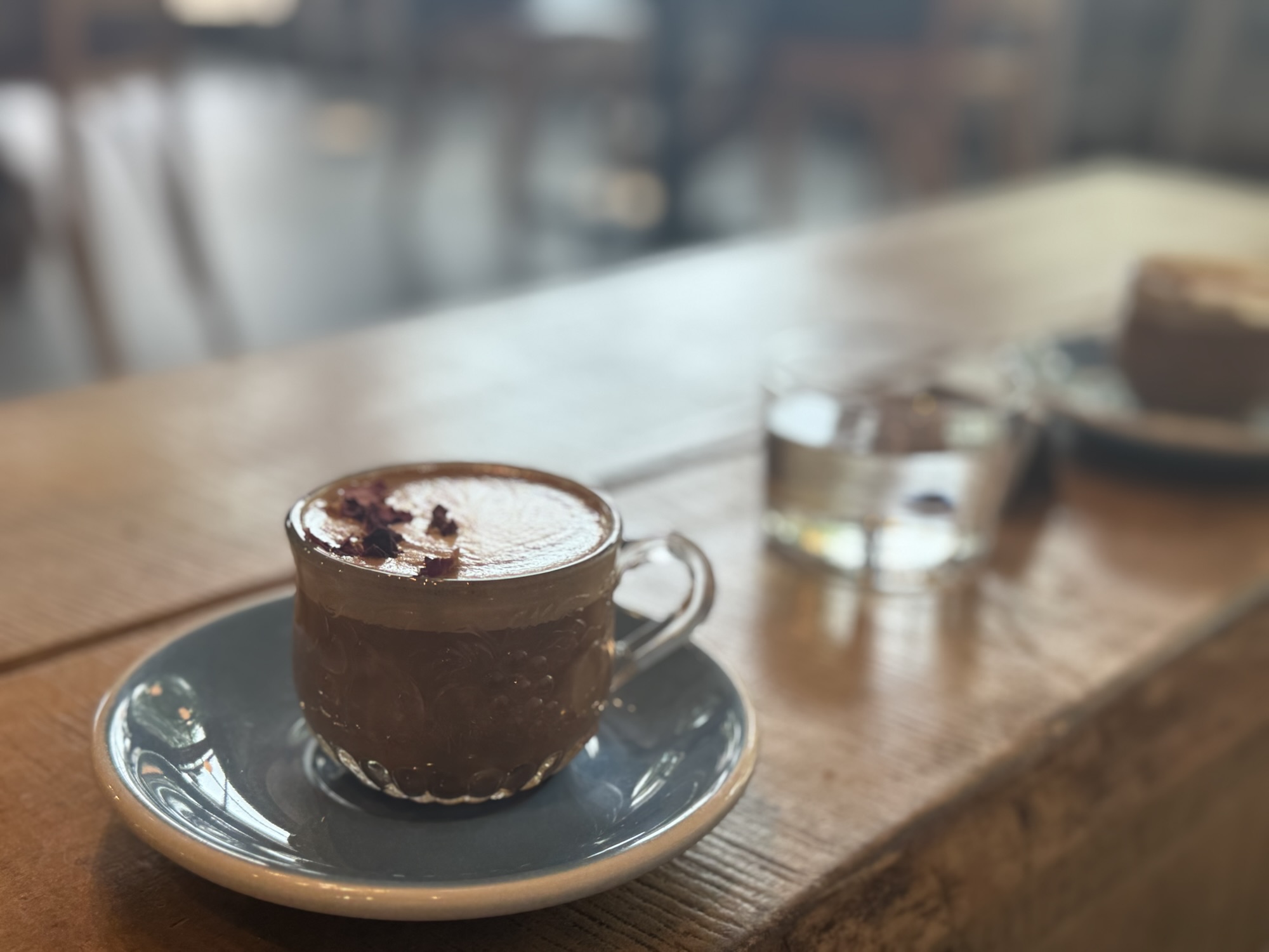 فِي التَّفَاصِيل